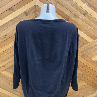 Lululemon - Women's Longsleeve : Black-women-10