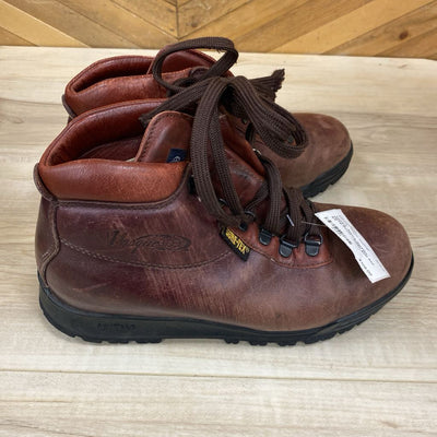 Vasque - Men's Goretex Hiking Boots - MSRP $310: Red-men-8.5