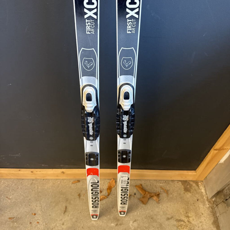 Rossignol - Evo XC 49 First AR Cut Skis - Rottefella NNN Bindings - MSRP $180: Black/White/Red--166cm
