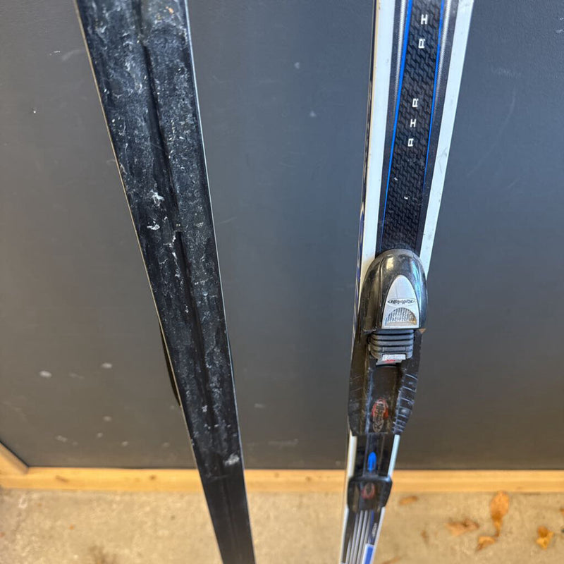 Salomon - Classic Active Cross Country Skis (NNN Binding) : White/Black/Blue--196cm