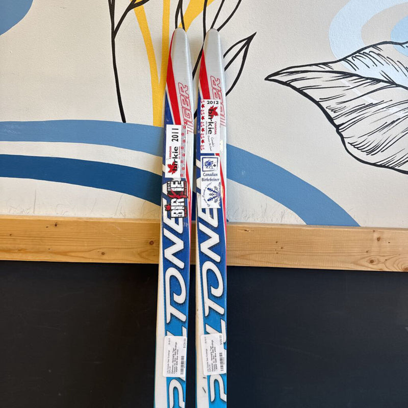 Peltonen - Nanogrip Tiger Classic XC Skis - NNN Bindings - MSRP $260: Blue white --160cm