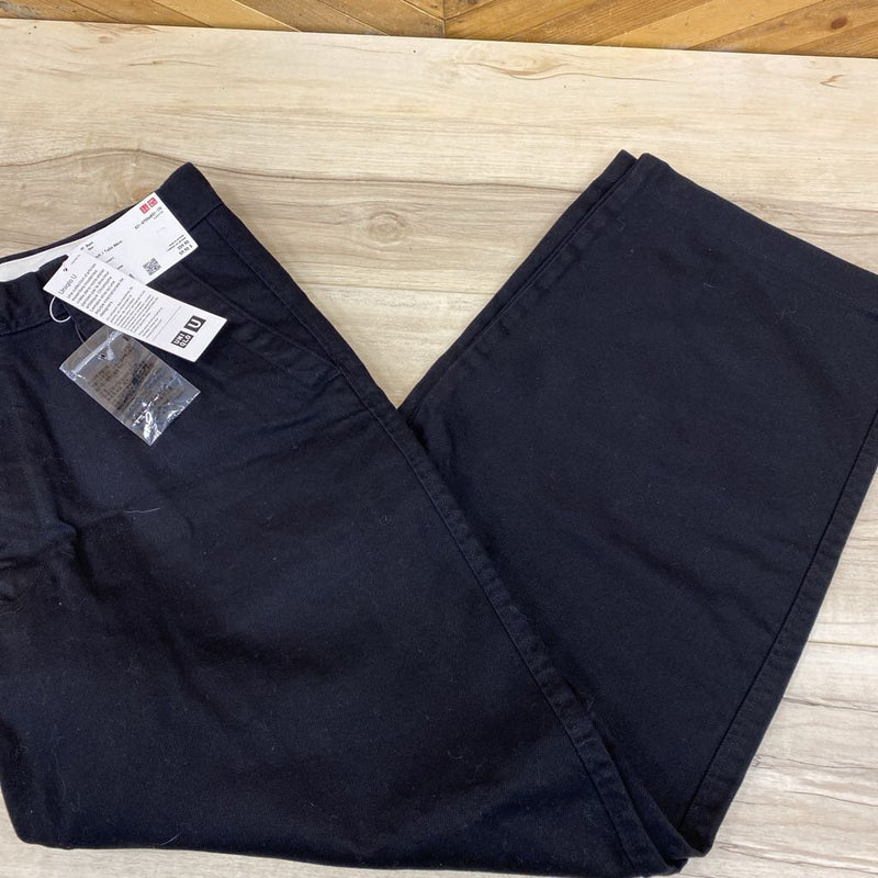 Uniqlo - Wide Fit Chino Pants- MSRP $60: Black-men-33 inch