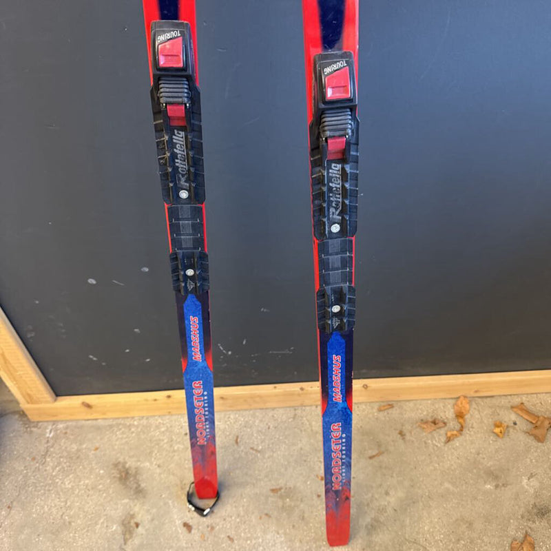 madshus - adventure touring series 520 NNN- MSRP compared $299: red blue --205