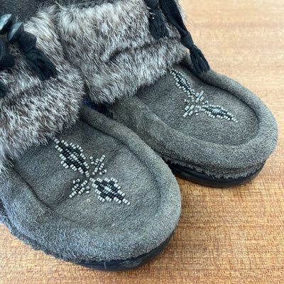 Manitobah Mukluks - Women's Solstice Ankle Mukluk - MSRP $160: Grey-women-5