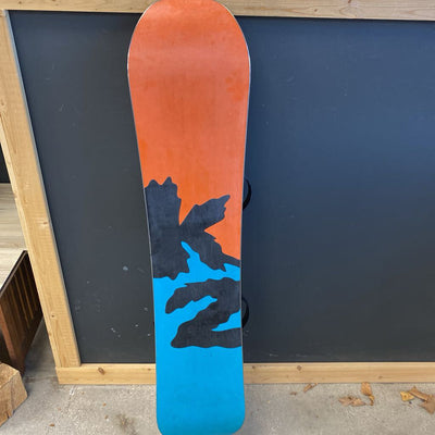 K2 - Mini Turbo Snowboard - Union Cadet Bindings - MSRP $450: Black/Blue/Red--130cm