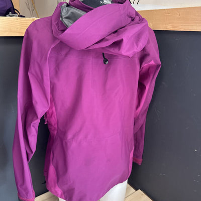 Arc'teryx - Women's Theta AR Gore-Tex Pro Shell Jacket - MSRP $640: Purple/Dark Pink-women-SM