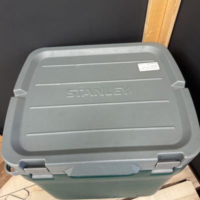 Stanley-Adventure 30 - MSRP $150: Green --