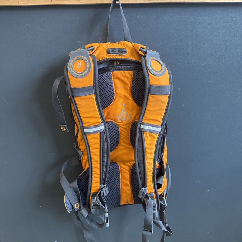 Camelbak - Mule Backpack: Orange/Grey-unisex-