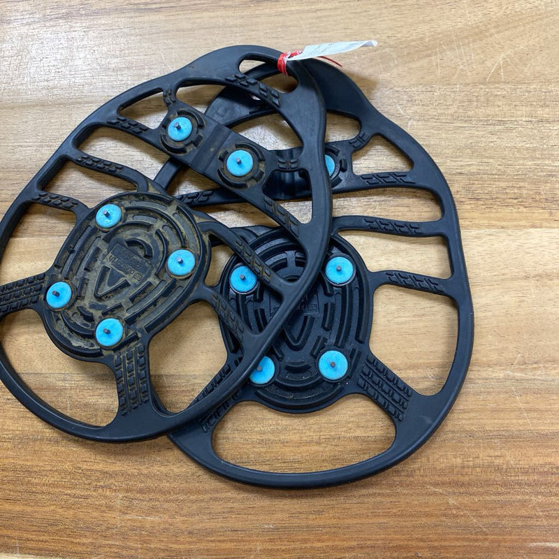 Ice Cleats : Black/Blue--SM-MD