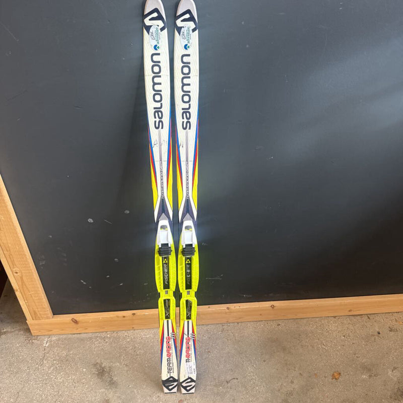 Salomon - Kids Team Racing Classic XC Skis - (NNN) Bindings: Yellow Blue Red --111cm