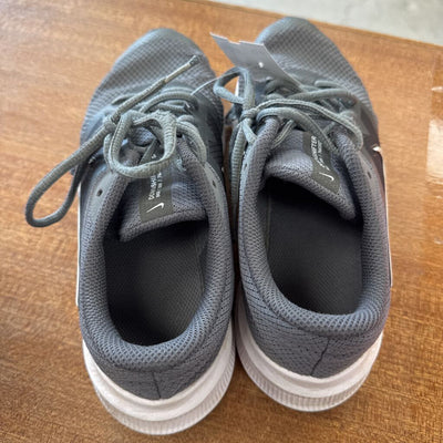 Nike - Girls' Running Shoes- MSRP $ : Gray-girls-3.5