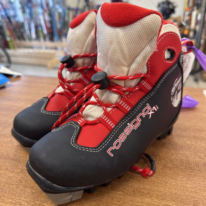 Rossignol - Junior X1 Ski Boots- MSRP $120: Red/Black/White-children-33