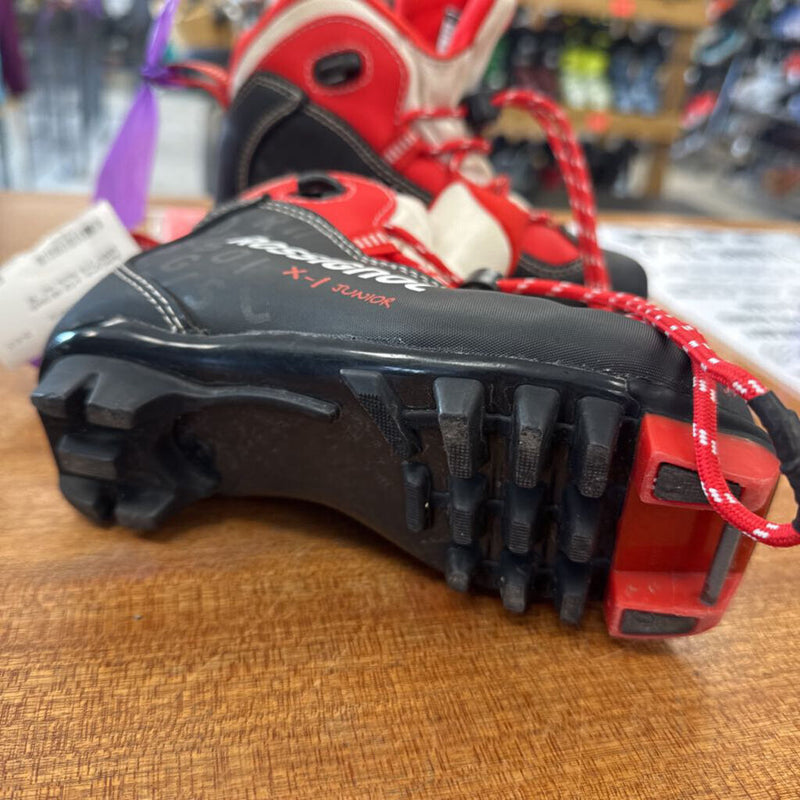 Rossignol- x-1Jr ski boot- MSRP $119: Black red -children-29