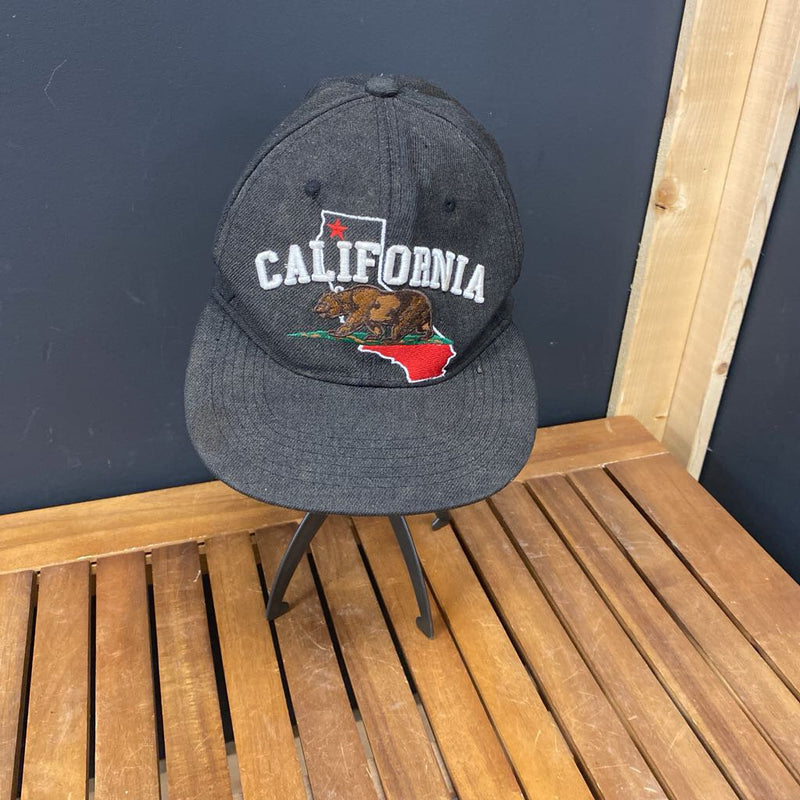 California Bear Cap: black-unisex-