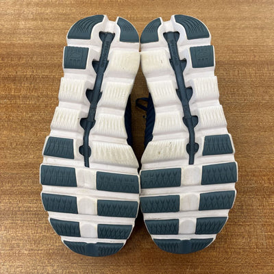 On - Men's Helion Cloudswift Cloudtec Running Shoes - MSRP $200: Blue/White-men-M9