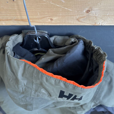 Helly Hansen - Kids' Winter Jacket: Black/Green-children-152/12 Y