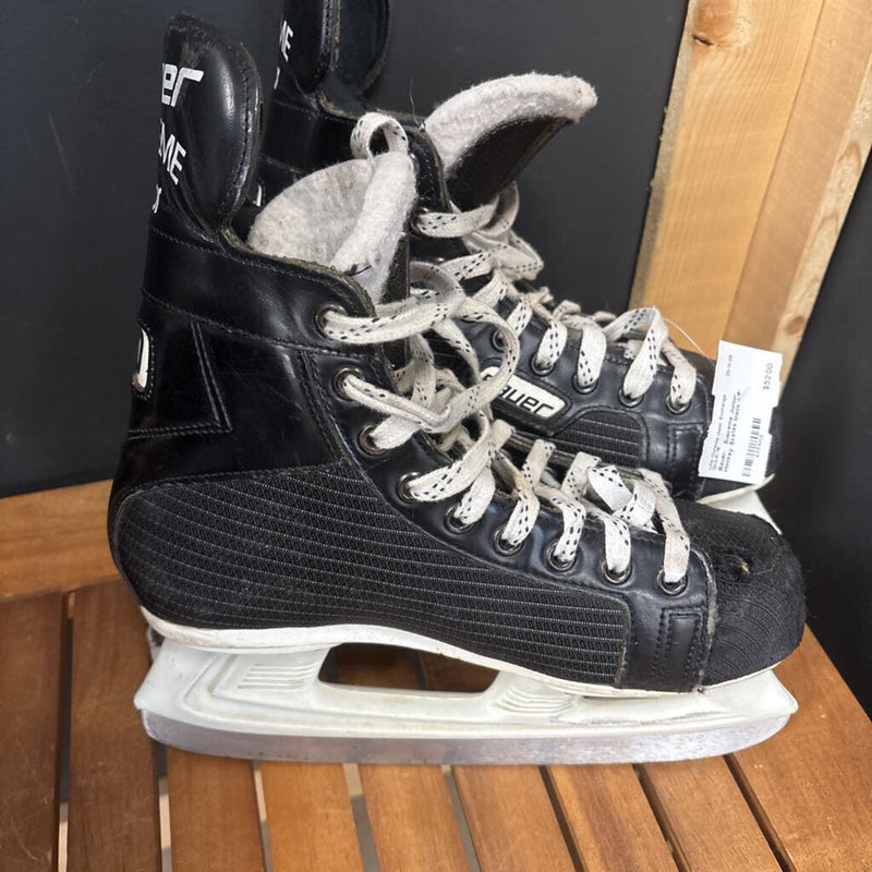 Bauer- Supreme Junior Hockey Skates: black-children-5Y