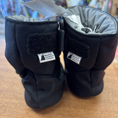 MEC- Toasty Insulated Black Snow Boots- MSRP $50 : black-unisex-MD Infant