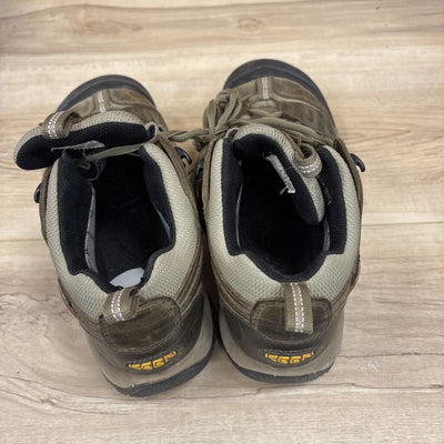 Keen - Men's Newport Hiking Shoes - MSRP comp $170: Brown-men-M8.5