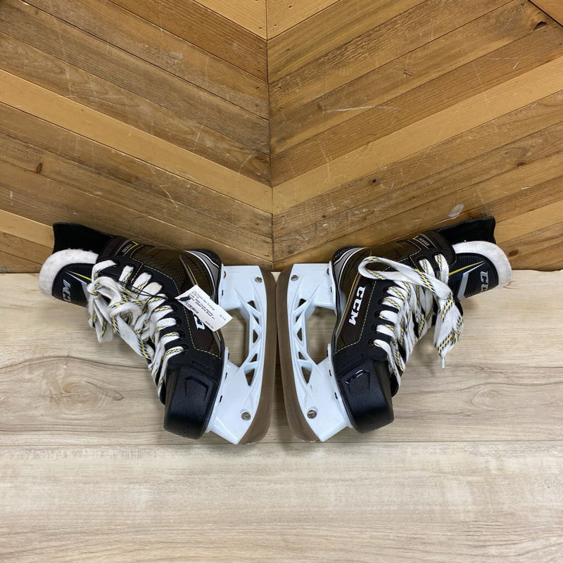 CCM- 9050 Youth Hockey Skates- MSRP $175: Black-children-4Y