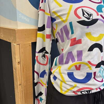 Volcom - Women's Longsleeve Preformance dry - MSRP $85: Black/White/Multi-women-XS