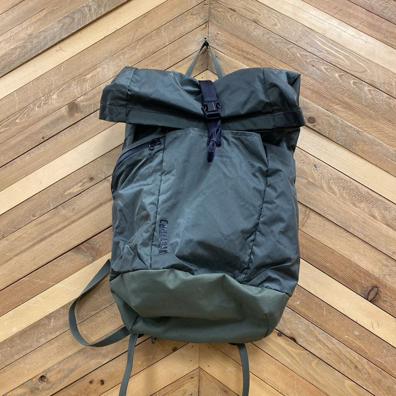 Camelbak - Daypack - MSRP $: Green--