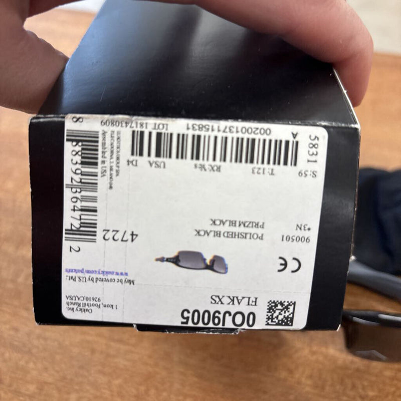 Oakley- Youth Flak XS Sunglasses - Polished Black- MSTP $248 : Polished Black-unisex-