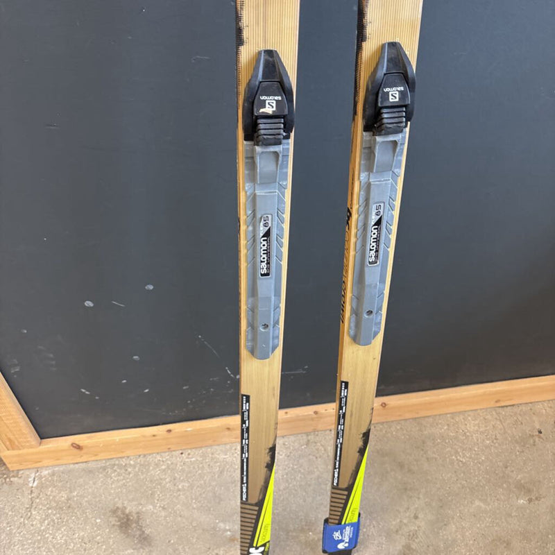Fischer BC Country Crown Cross Country Skis SNS Universal Bindings MSRP $340: Black/Wood--205