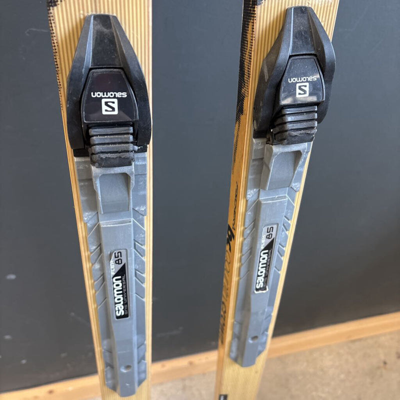 Fischer BC Country Crown Cross Country Skis SNS Universal Bindings MSRP $340: Black/Wood--205