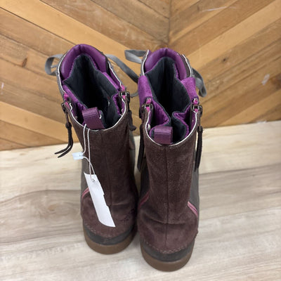The North Face - Women's Insulated Boots- MSRP $200: brown grey-women-8