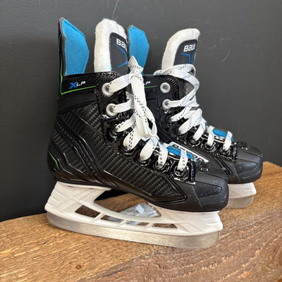 Bauer - Children's xlp Skates - MSRP $80: Black/Blue/White-children-10T