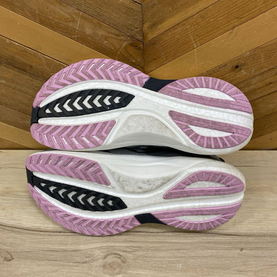 Saucony - Women's Tempus Runners - MSRP $210: Grey/White/Pink-women-9.5