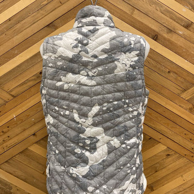 The North Face - Women's Vest - MSRP $: Grey/White-women-LG