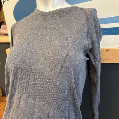 Lululemon - Women's Longsleeve - MSRP $78: Grey-women-4