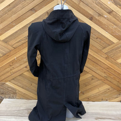 Lululemon - Women's Jacket - MSRP $148: Black-women-