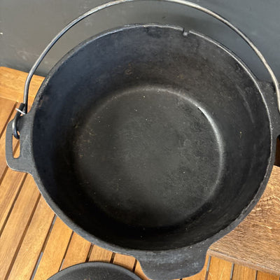 Cabela's- Outfitter Series Cast-Iron Camp Oven- MSRP $85: black-unisex-