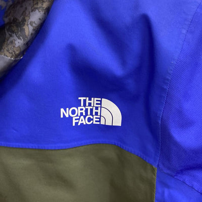 The North Face - Kids' Insulated Winter Ski Jacket - MSRP $ 170: Blue/Grey/Black-children-7/8