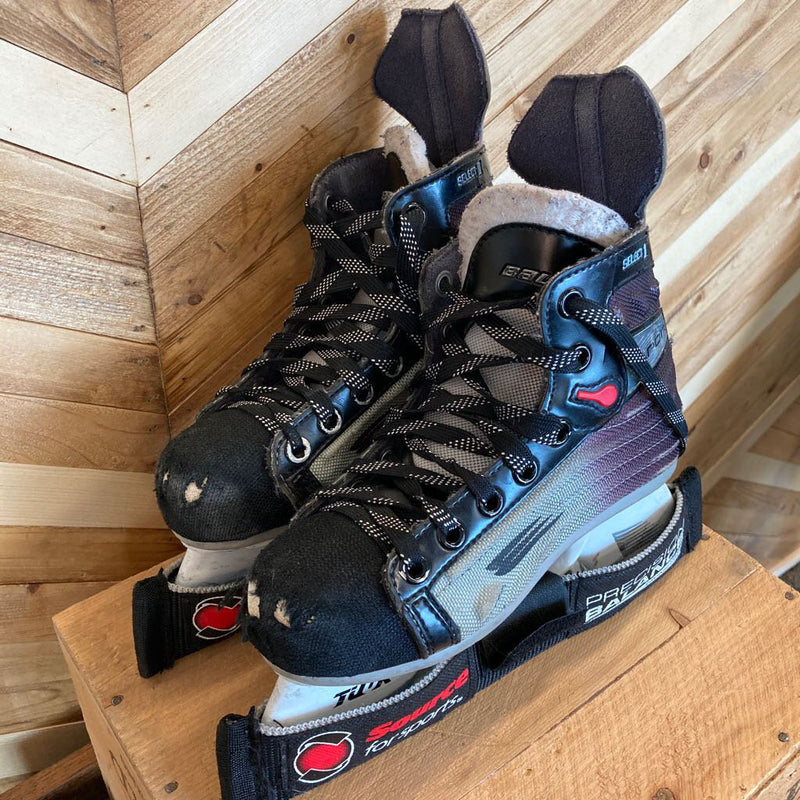 Bauer- Vapour Hockey Skates With Guard- Size 13.5- MSRP $200 : Black/Grey-children-13.5