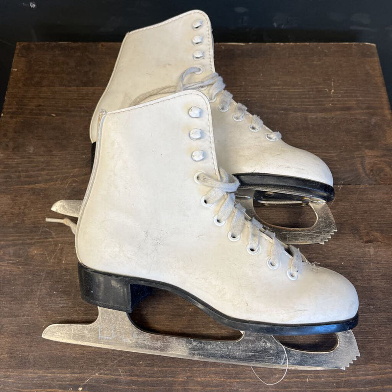 CCM - Competitor Skates - MSRP $85: white--1