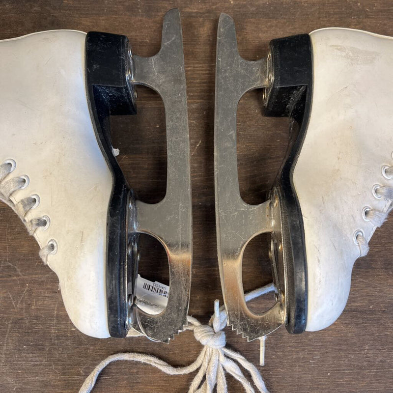 CCM - Competitor Skates - MSRP $85: white--1