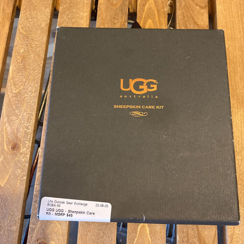 UGG - Sheepskin Care Kit - MSRP $45: --