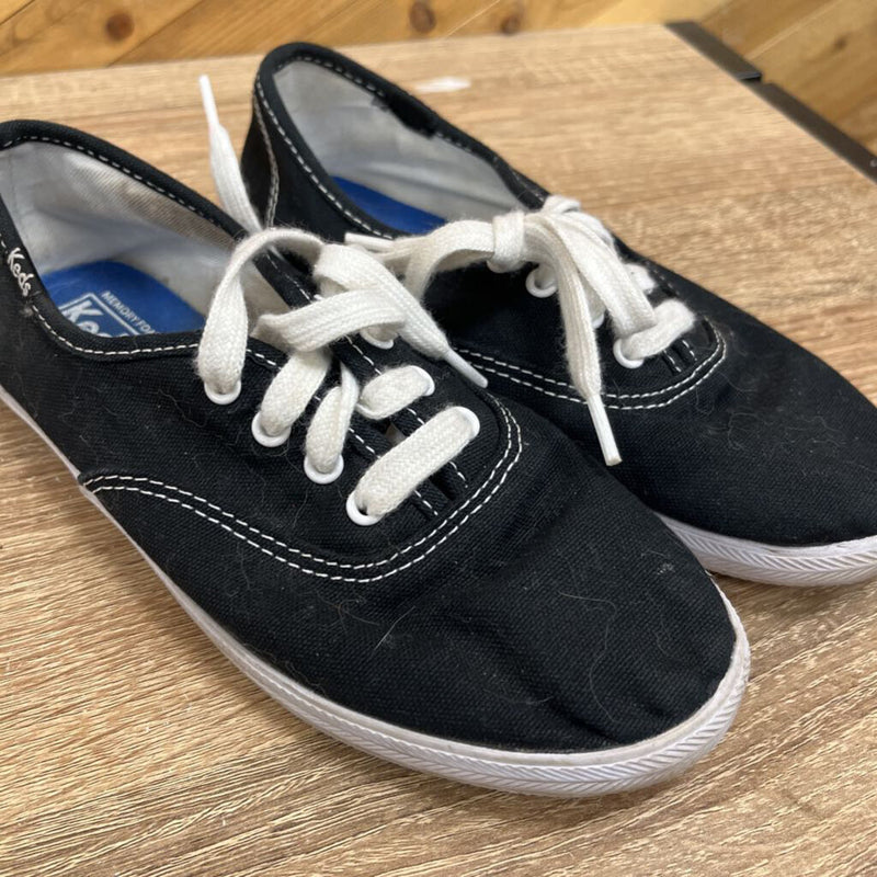 Keds- lace sneakers -MSRP $50 : Blacki/White -children-2Y