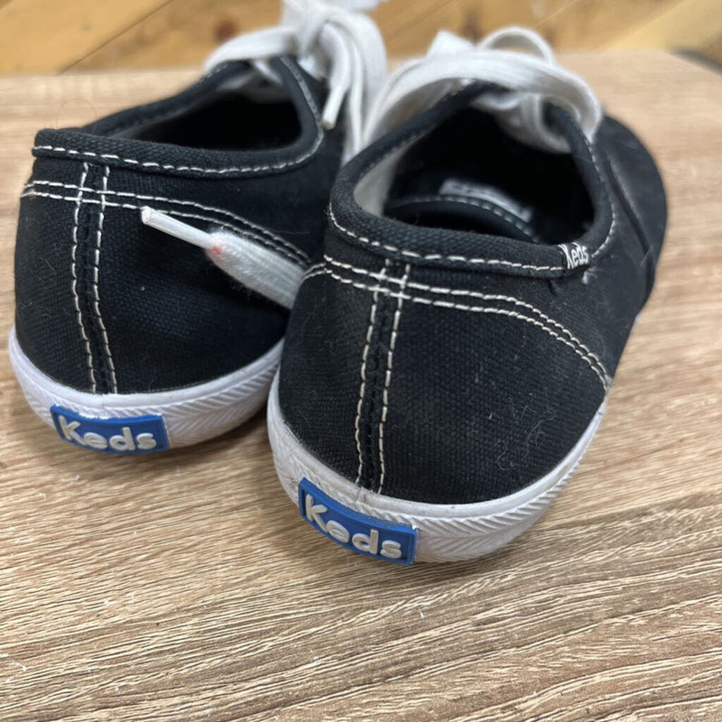 Keds- lace sneakers -MSRP $50 : Blacki/White -children-2Y