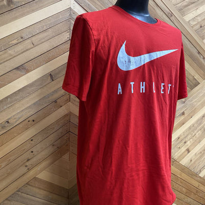 Nike - Men's The Nike Tee Dri-Fit T-Shirt - MSRP $35: Red-men-XL