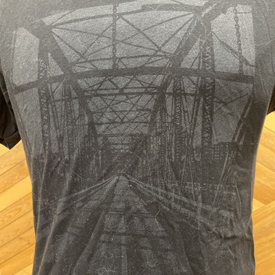 Hardpressed - Men's Traffic Bridge T-Shirt - MSRP $44: Black -unisex-L
