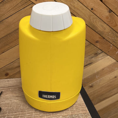 Thermos - Vintage Insulated Pitcher: Yellow/White--